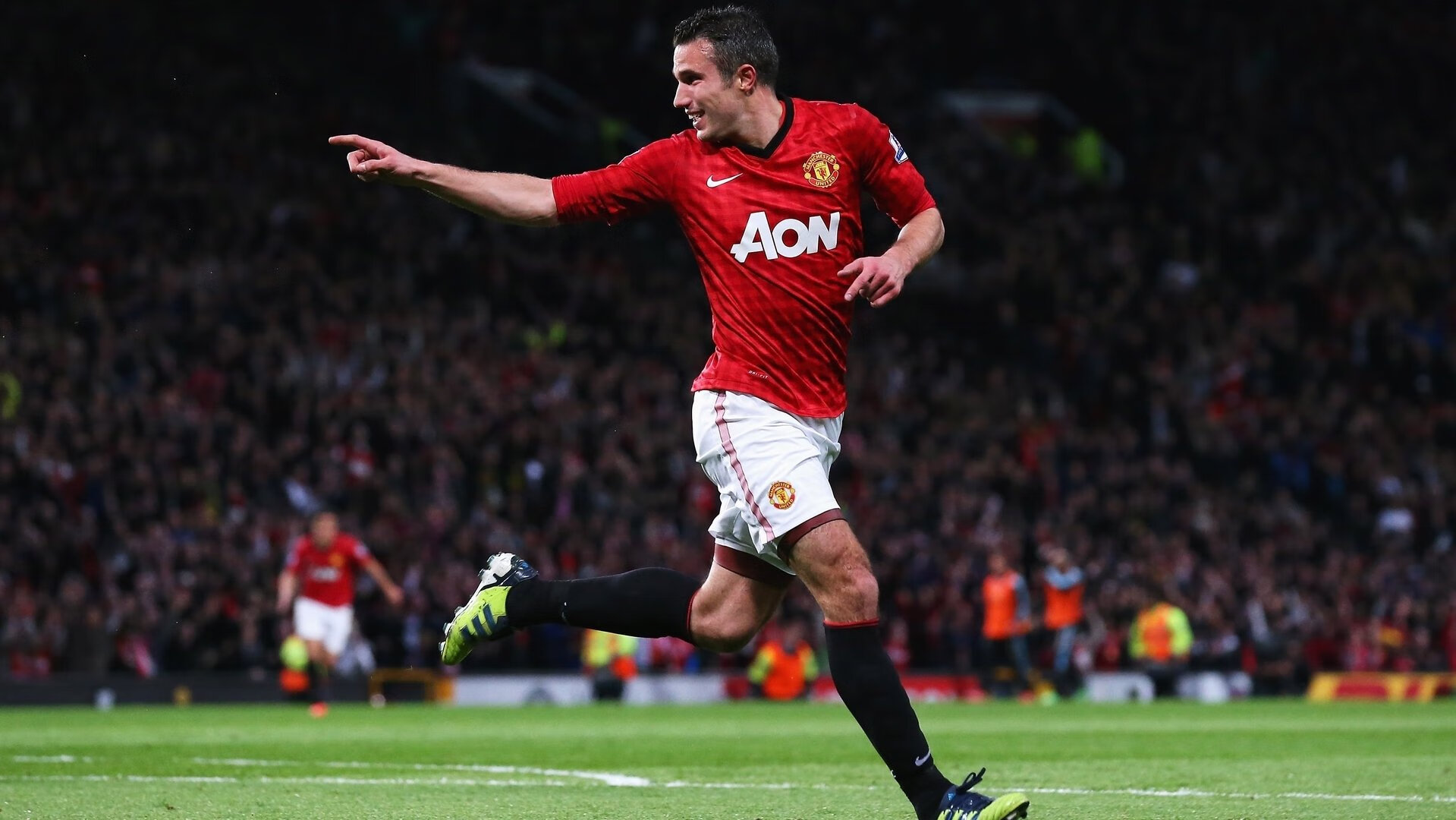 足球赛事现场音乐设计提升观众情绪反应，足球场上音乐